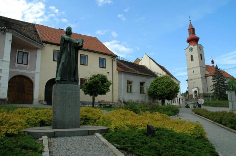 Apartman U Slunecnice Husinetz Exterior foto